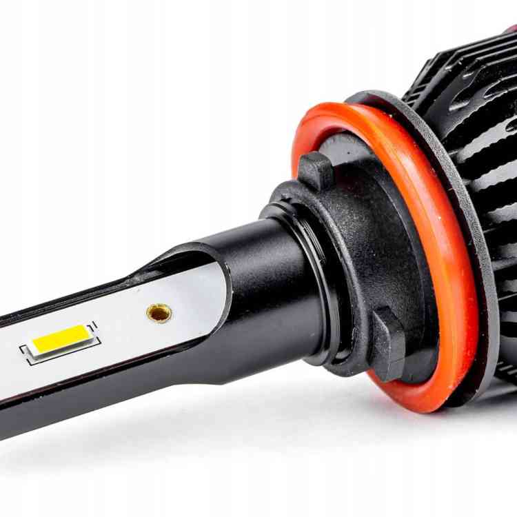 ŻARÓWKI SAMOCHODOWE LED H8 H9 H11 AMIO BF KOMPLET