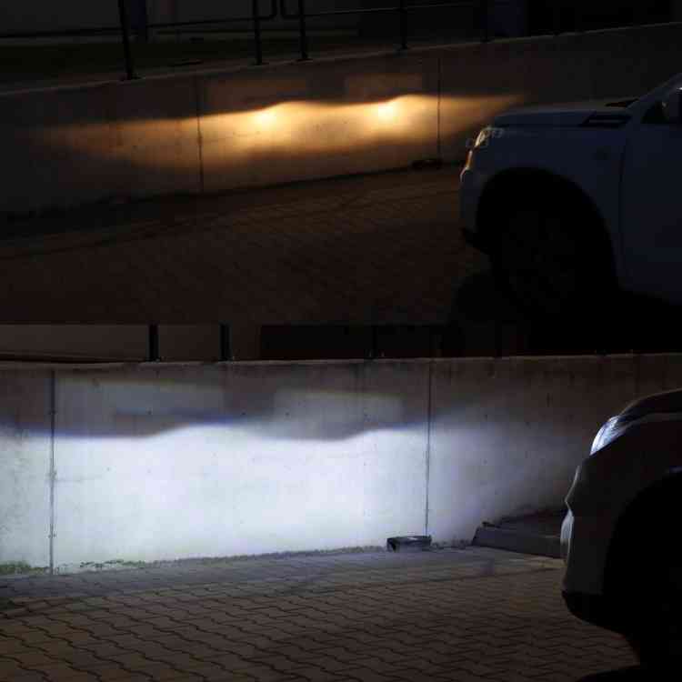 ŻARÓWKI SAMOCHODOWE LED H8 H9 H11 AMIO BF KOMPLET