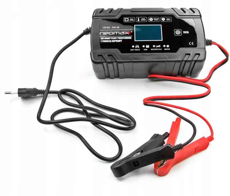 AUTOMATYCZNY PROSTOWNIK SAMOCHODOWY Z FUNKCJĄ NAPRAWY AKUMULATORÓW 12V 24V