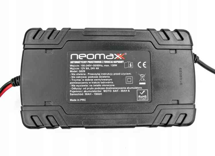 AUTOMATYCZNY PROSTOWNIK SAMOCHODOWY Z FUNKCJĄ NAPRAWY AKUMULATORÓW 12V 24V