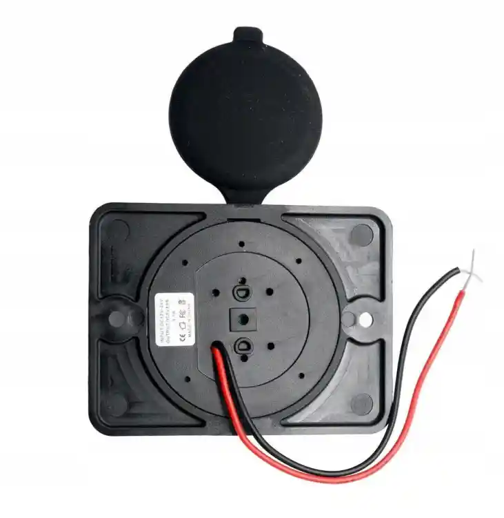 GNIAZDO SAMOCHODOWE ŁADOWARKA 2x USB 3,1A 12V 24V