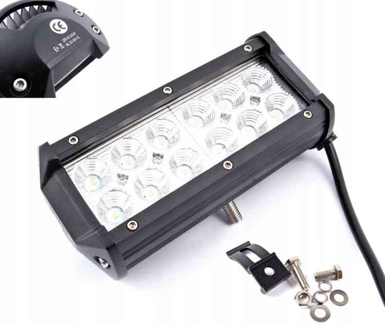 LAMPA ROBOCZA HALOGEN PANEL 12LED 36W 12-24V IP67 REFLEKTOR
