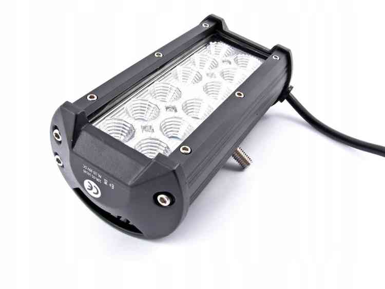 LAMPA ROBOCZA HALOGEN PANEL 12LED 36W 12-24V IP67 REFLEKTOR