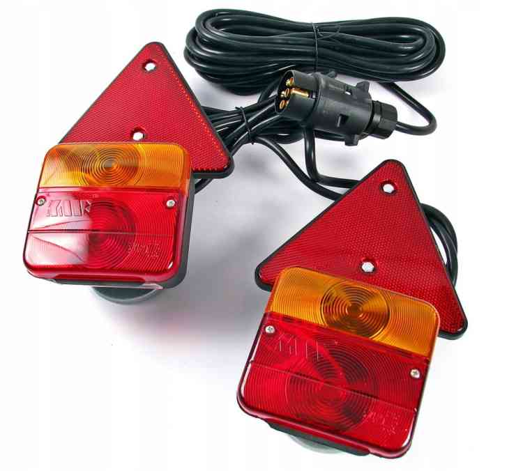 ZESTAW ŚWIATEŁ LAMP DO PRZYCZEPKI PRZYCZEPY TRÓJKAT MAGNES Z MAGNESEM 7,5m