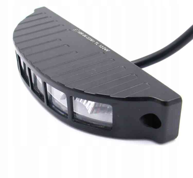 LAMPA ROBOCZA 6 LED 16W ŚWIATŁO COFANIA PANEL IP67