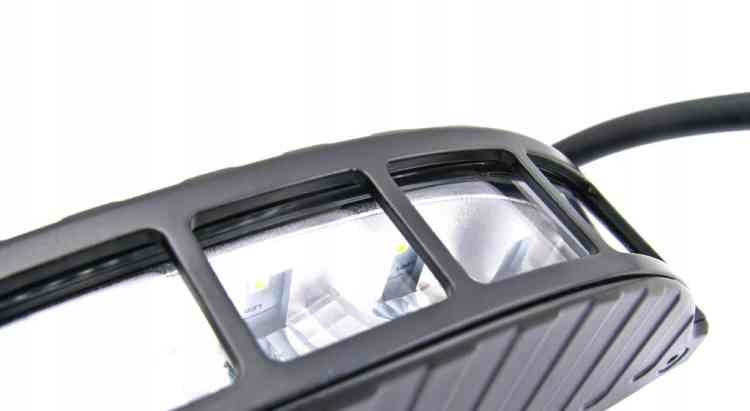 LAMPA ROBOCZA 6 LED 16W ŚWIATŁO COFANIA PANEL IP67