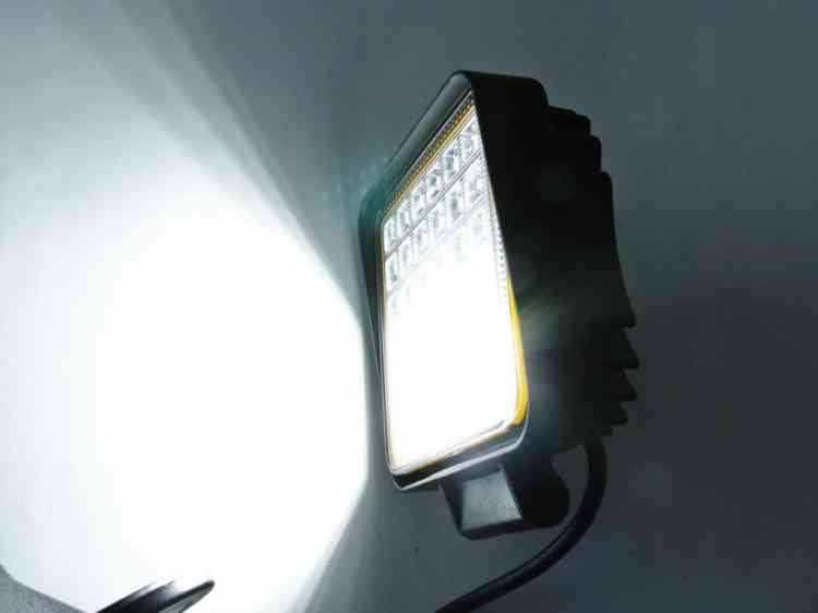 126W LAMPA ROBOCZA LED PANEL HALOGEN 12V 24V CREE