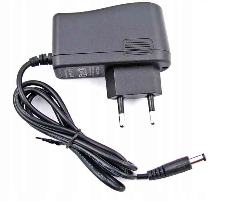 PRZENOŚNA LAMPA 6 LED HALOGEN ROBOCZY 18W AKU Li