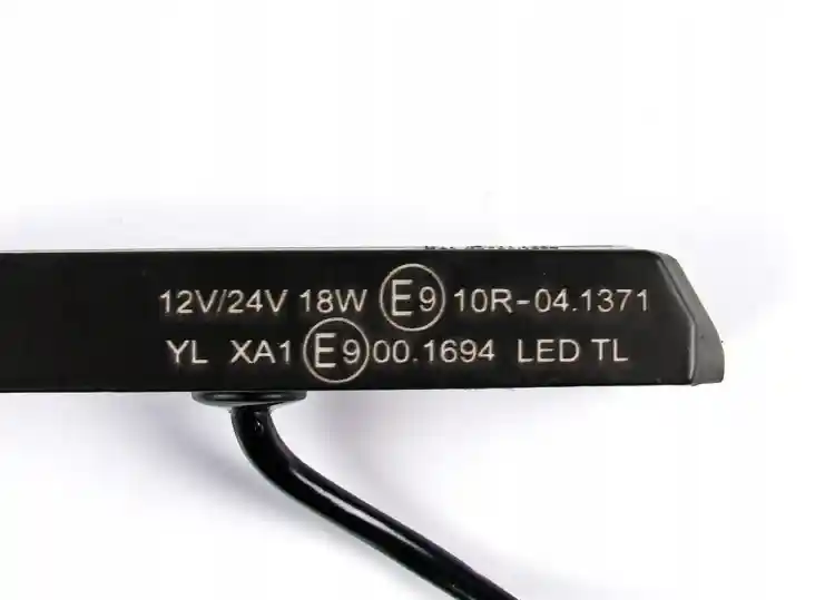 LAMPA 6 LED OSTRZEGAWCZA STROBOSKOP POMOC LAWET