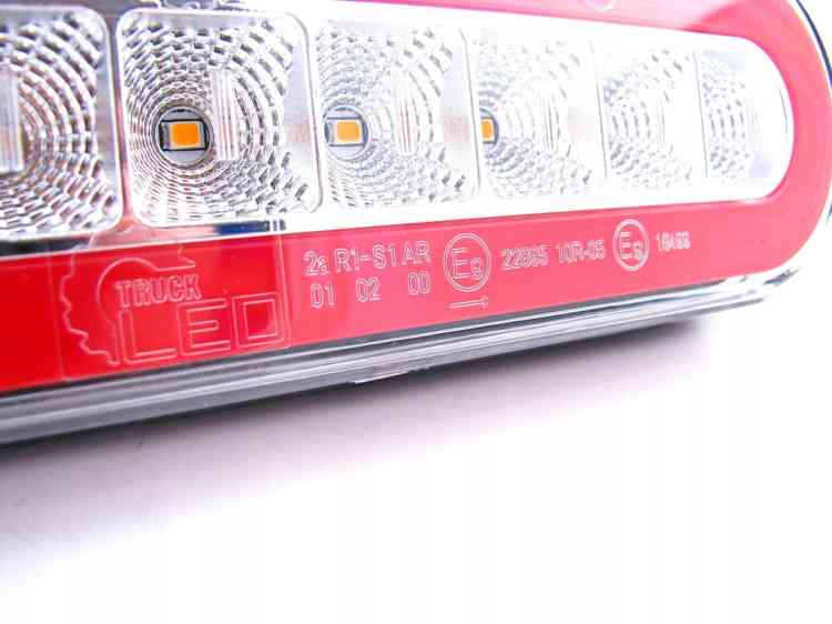 LAMPA LED ZESPOLONA MAŁA NEON DYNAMICZNY KIERUNEK