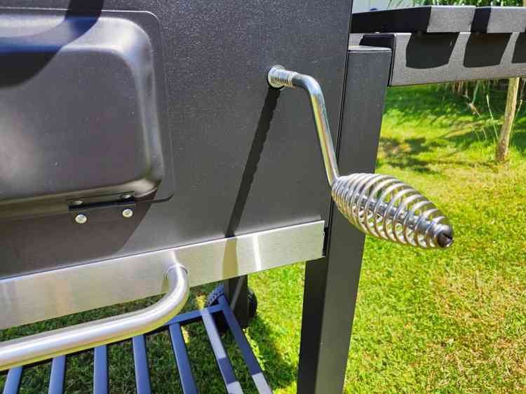 GRILL WĘGLOWY DUŻY OGRODOWY ŻELIWNY RUSZT Z POKRYWĄ TERMOMETR ŻELIWNYM