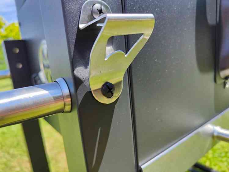 GRILL WĘGLOWY DUŻY OGRODOWY ŻELIWNY RUSZT Z POKRYWĄ TERMOMETR ŻELIWNYM