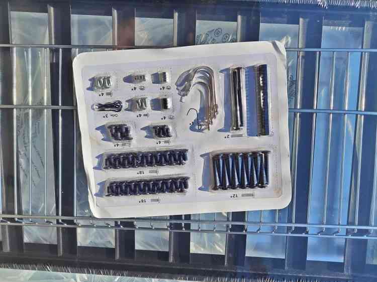 GRILL WĘGLOWY DUŻY OGRODOWY ŻELIWNY RUSZT Z POKRYWĄ TERMOMETR ŻELIWNYM